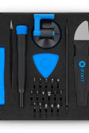 iFixit Essential Electronics tööriistakomplekti lähivaade